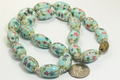 Vintage Chinese Export Hand Knotted 24mm Painted Ceramic/Porcelain Bead Necklace