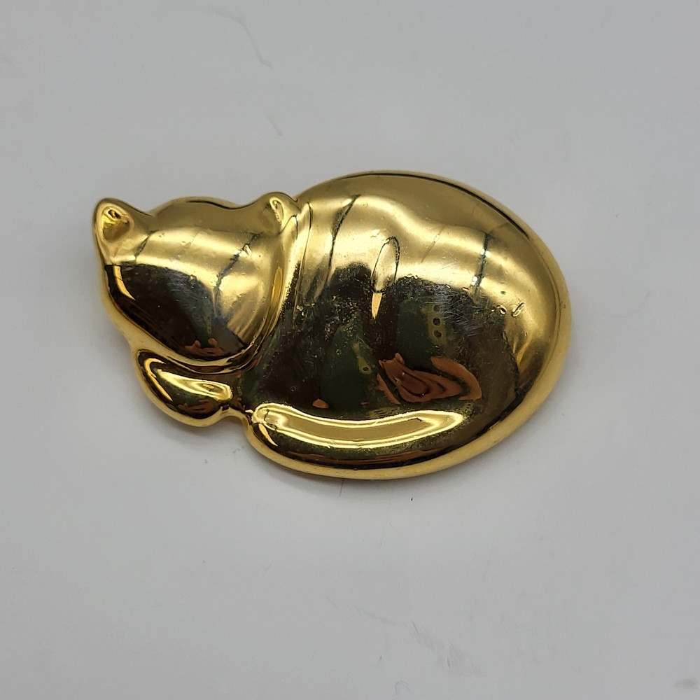Lovely Sleeping Kitty Cat kitten brooch pin Liz Claiborne Elegant minimalist