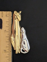Vintage Mother Cat & Kitten Brooch Pin Gold Tone & Silver Tone Mother’s Day Gift