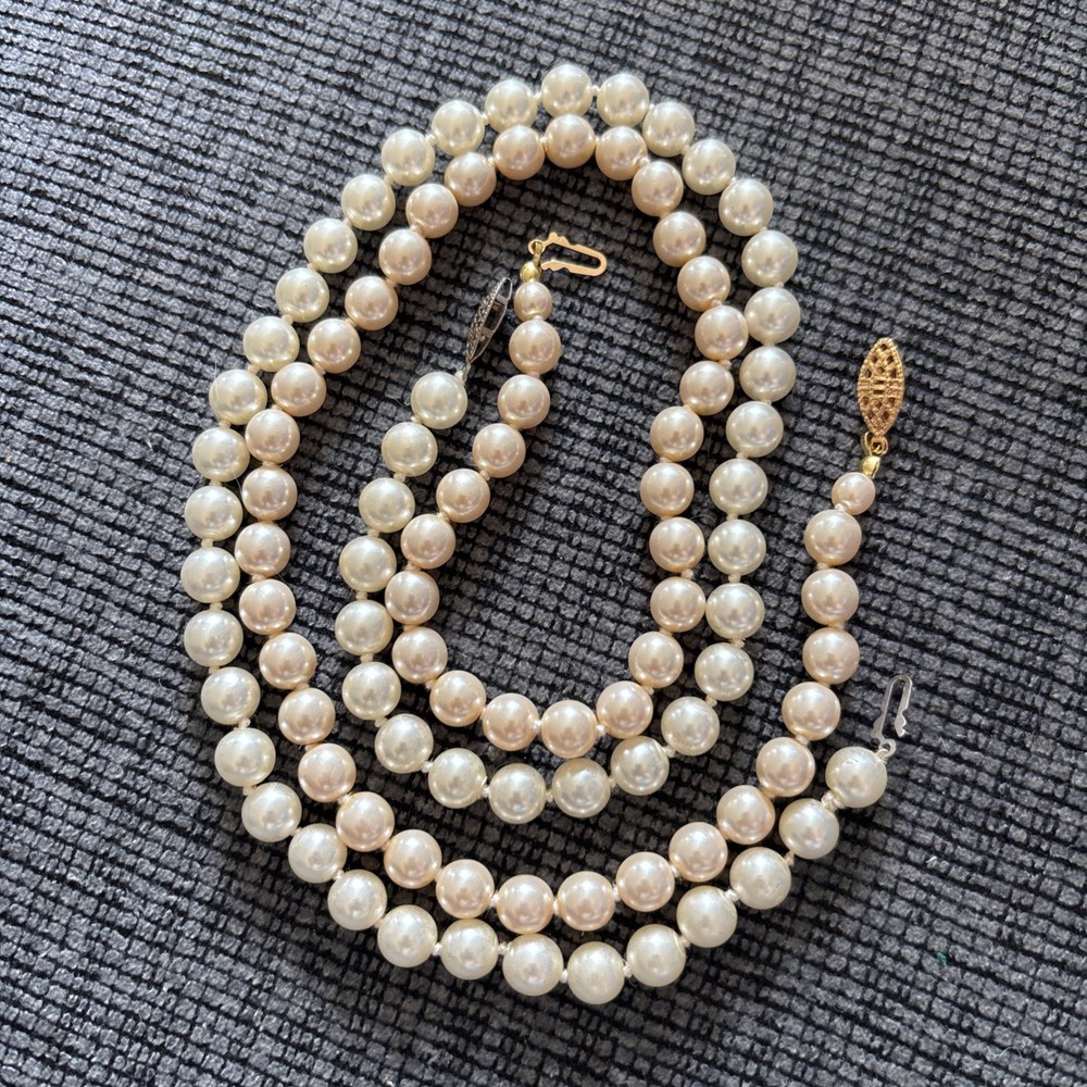 2 Vintage Faux Glass or Cultured Pearl Necklace Choker Knotted Graduated 35g 19”