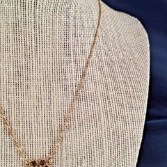 Vintage 1928 Girlfriends Sisters Daughters Pendant Gold-tone Necklace 15.5″