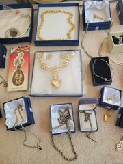 #A1 VINTAGE LOT OF MIXED JEWLERY NECKLACES ETC. IN BOXES FROM A LOCAL ESTATE