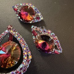 VTG Heliotrope Watermelon AB Rhinestone Pendant and Clip Earrings Set