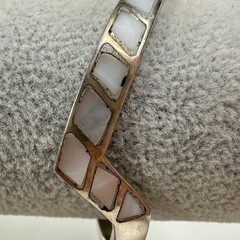 Navajo Flush Mount Mother of Pearl 925 Sterling Silver Cuff Bracelet