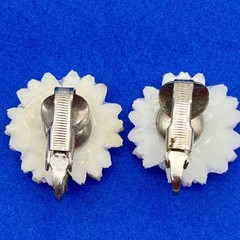 Vintage Daisy Jewelry Set Upcycle Brooch Clip On Earrings
