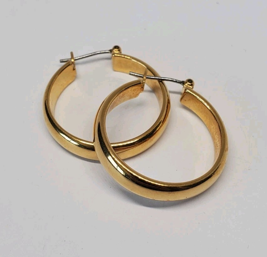 Vintage Napier Gold Tone 24mm Hoop Earrings