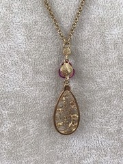 Avon Gold Tone Filigree Teardrop Rhinestone Floral Rose Pendant & Earrings Set