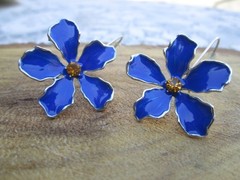 Vintage silver tone Blue enamel flower French wire Earrings orange rhinestones
