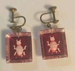 Vintage Pair of Square Shape Acrylic Screwback Earrings With Beetles Red