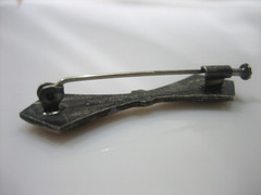ANTIQUE ART DECO ENAMEL RHINESTONE TROMBONE CLASP BAR BROOCH UNSIGNED