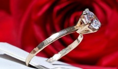 10k yellow gold engagement ring 0.90ct cubic zirconia size 7 solitaire 1.50gr