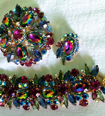 Juliana Rhinestone BRACELET BROOCH EARRING SET Book Pcs Watermelon Vitrail Rare