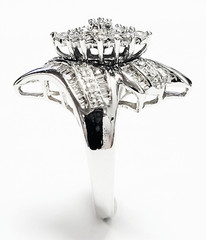 Beautiful 10KT Diamond Cluster Ballerina Cocktail Ring