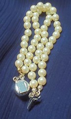 Mixed Lot 5 Pieces * Monet ER * Carol Lee Pearl Bracelet* Avon Chain Set ++