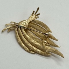 Trifari Mid Century Abstract Brooch Earrings Set Gold Tone Crown Trifari Mark