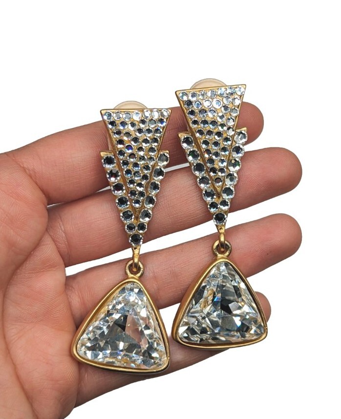 Amazing Statement Clear Crystal Dangle Drop Gold Tone Runway Clip On Earrings 3″