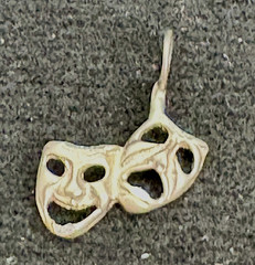 Vintage Stering Silver Dramatics Masks Charm .5″ 0.5 Grams