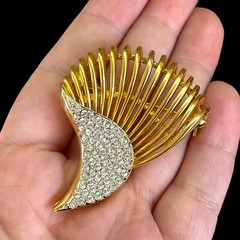 Vintage Pave Crystals Rhinestones Gold Tone Wing Brooch Pin Modernist