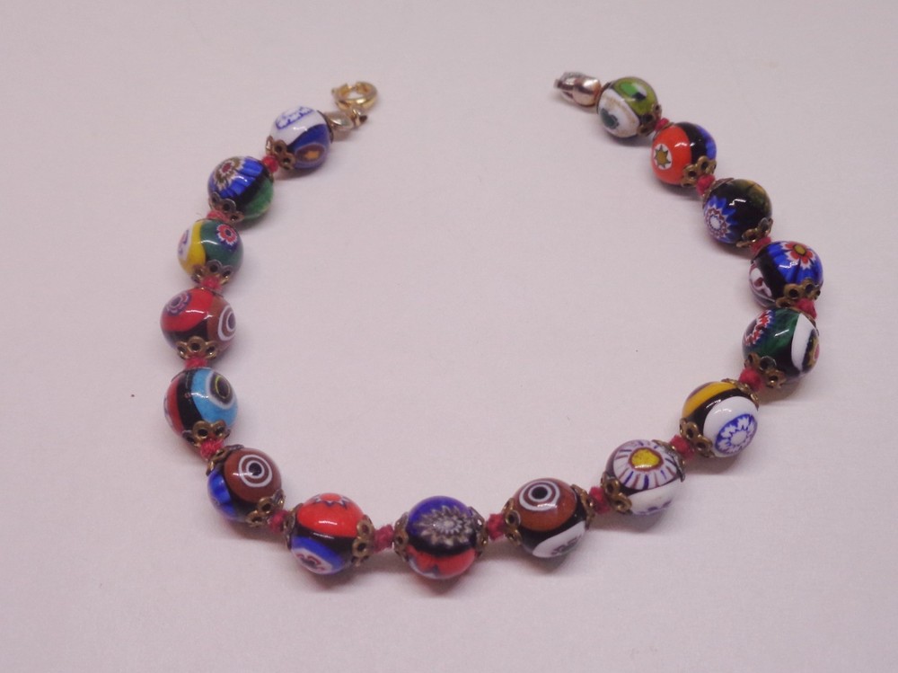 Vintage Murano Glass hand knotted single strand beaded bracelet 7″ Italy