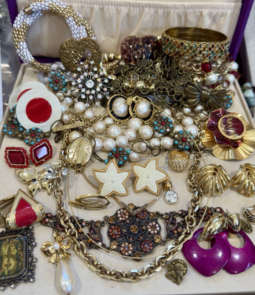 Vintage Estate Costume Jewelry Lot! AVON, MONET and more!