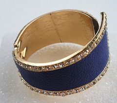 Gold Tone Blue Pebble Leather Inlay Hinge Bracelet With Clear Crystal 6.75 in