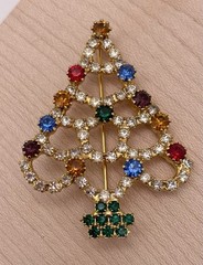 Vintage Christmas Tree Multi-color Rhinestone Gold Tone Brooch