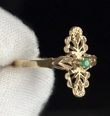 VINTAGE 10K YELLOW GOLD FILIGREE RING WITH GREEN GEMSTONE LADIES SIZE 6.75 VG