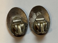 Pair Vintage Reindeer Clip Earring Unmarked 1 Loose Clip .84”