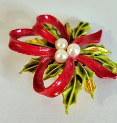 Vintage ART Arthur Pepper Holiday Brooch Spray Greens Fx.Pearls Red Enamel Bow