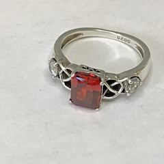 Vintage Sterling Silver Red Garnet Ring Sz6.75 3.3grams