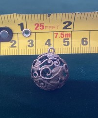 Vintage Ivy Wrapped Ball
