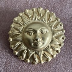 Vintage Gold Tone 1990’s Celestial Sun Face Pierced Earrings