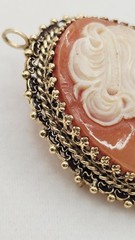 Beautiful Vintage Shell Cameo BROOCH 14K , 9.6 GRAMS, Measurement 1.5″ x 1″