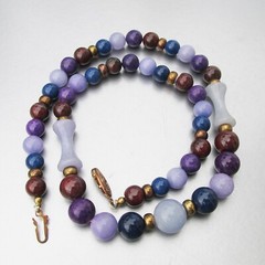 Vintage AGATE Purple, Lilac, Blue, & Red + Copper Bead 18″ Necklace