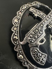 VTG Art Deco Style Crossed Pistols Brooch Pendant Faux Onyx Marcasite Costume