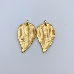 Pair Of Vintage Brass Plated Leaves (MP101)
