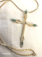Beautiful Large Marked JOMAZ Gold Tone Cross Jade Tips