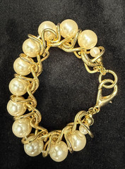 Vintage Modernist Gold Wire Wrapped Faux Pearl Bracelet | 11.4mm Statement 8″