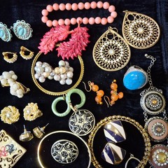 Vintage Jewelry Lot All Wearable 71 Pieces