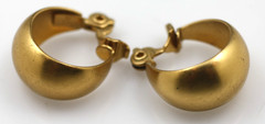 Vintage gold tone Satin finish medium wide hoop Monet push back clip on earrings