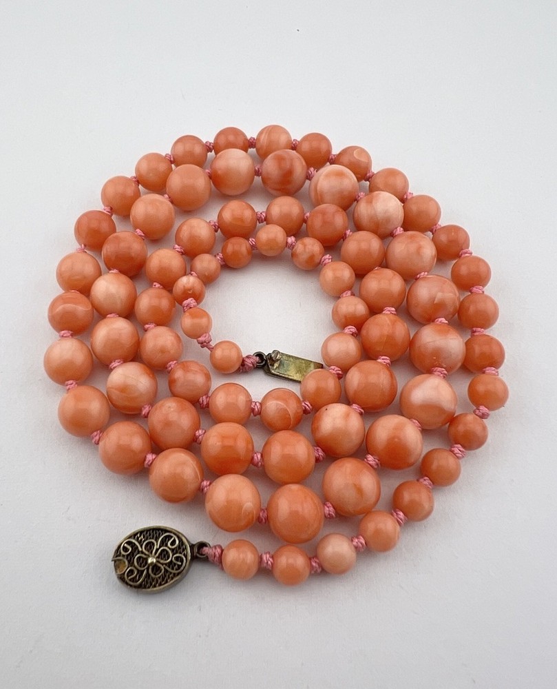 Vintage Chinese Silver Angel Skin Carved Round Bead Knotted Necklace 24″ -36.8g