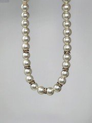 Glass Faux Pearl & Rhinestone Necklace Vintage 13.5mm 18″ – 21″ Adjustable