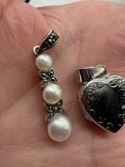 Lot Of 5 Vintage Sterling Pendants Plus Stones Heart Floral Locket