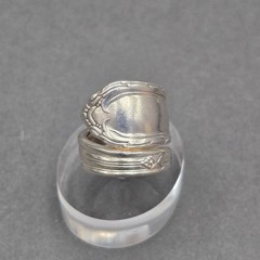 Vintage Edwards-Inlaid Silver Plated Bypass Spoon Ring Size 7 Upcycled Flatware