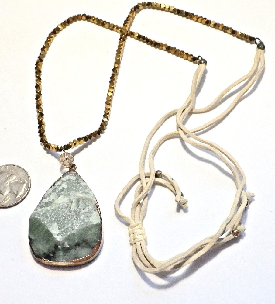 Vtg Lg Raw Green Aventurine Teardrop Pendant Necklace, Gold Beads, White Leather