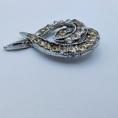 Vintage Rhinestone Ribbon Brooch Silver Tone Contemporary Minimalist