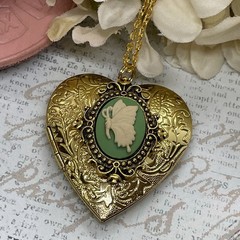 Gold Heart Locket Photo Birthday Anniversary Wedding Green Butterfly Necklace