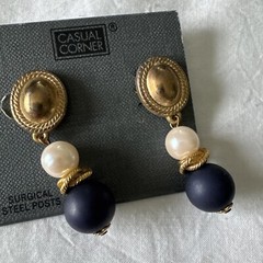 Vintage Blue White And Gold Tone Beaded Necklace And Earrings From Casual Corner