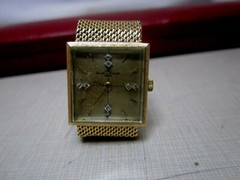 vintage BAUME MERCIER 14KT SOLID GOLD WATCH