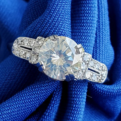Original EARTH MINED DIAMOND Deco 2ct Engagement Ring Vintage PLATINUM Solitaire